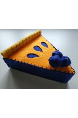 Čučoriedkový koláč - hračka do detskej kuchynky - Lovely Made Things (modrá/oranžová)