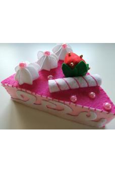 Sladučký koláčik s ovocím a šľahačkou - hračka pre dievčatká - Lovely Made Things (ružová/biela) - AMS1145